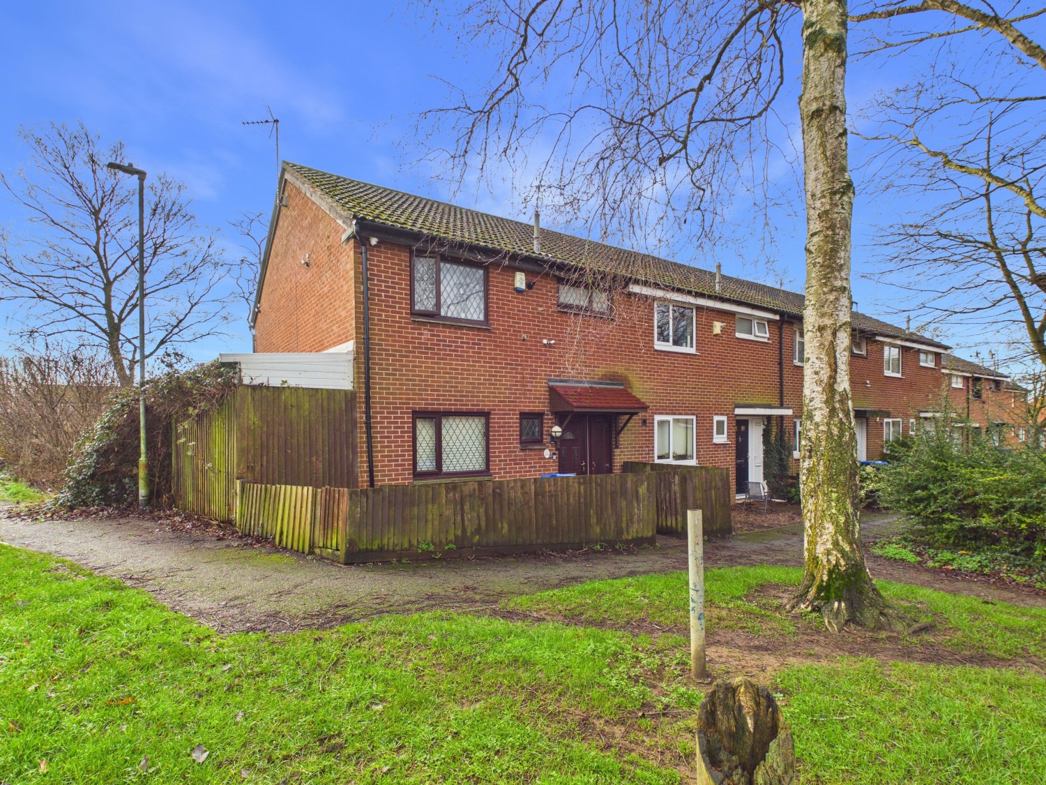 Harefield Road, Blackthorn, Northampton, NN3