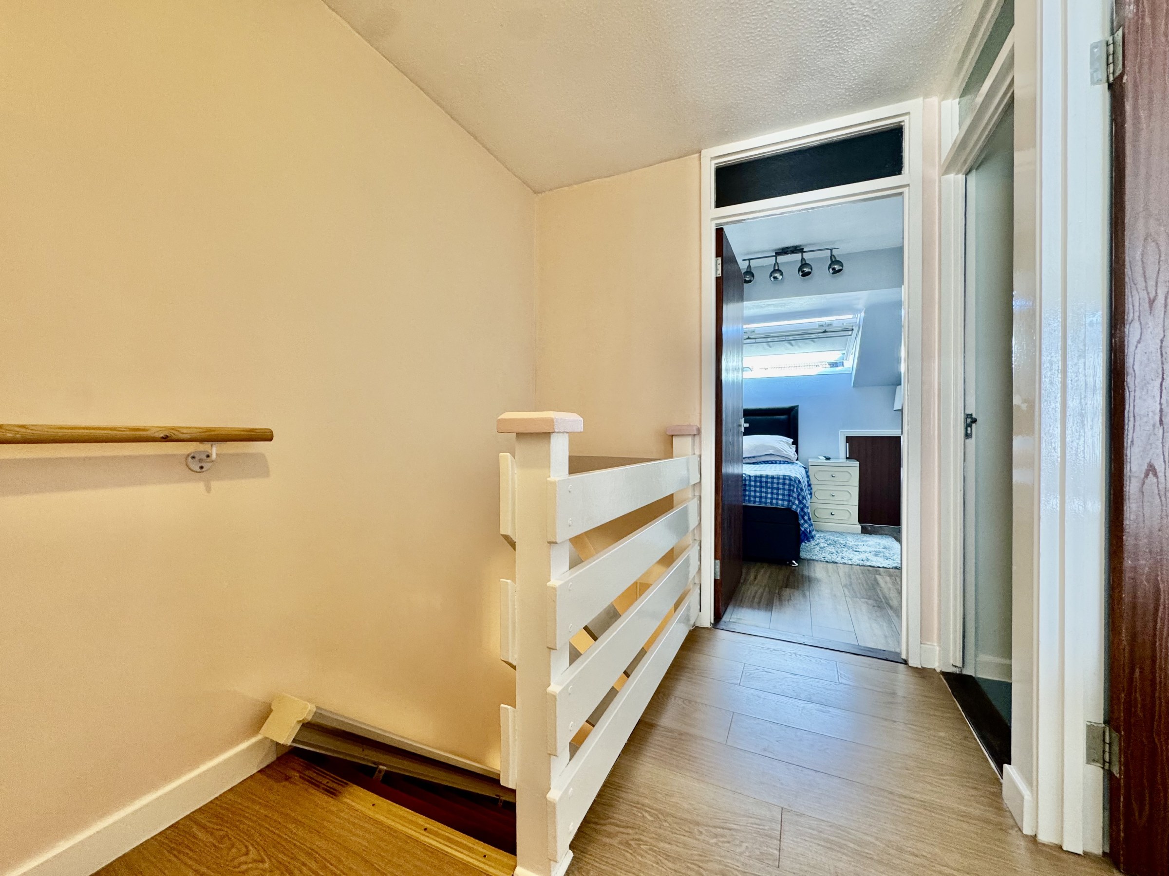 Wellington Street, Luton, LU1, photo 9