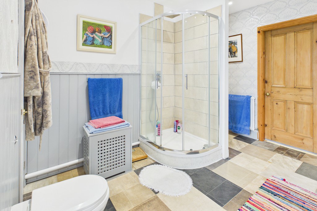 Flat 2, Devonshire Place, Kents Bank Road, Grange-over-Sands, Cumbria, LA11 7HF., photo 17