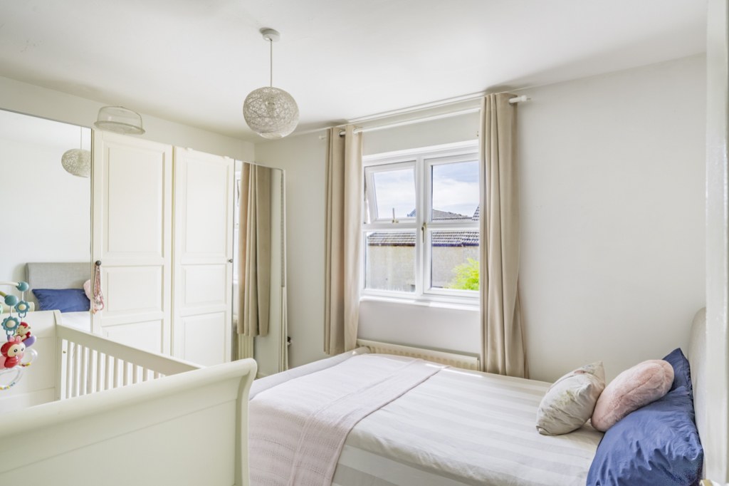 Woodhouse Close, Cirencester, photo 9