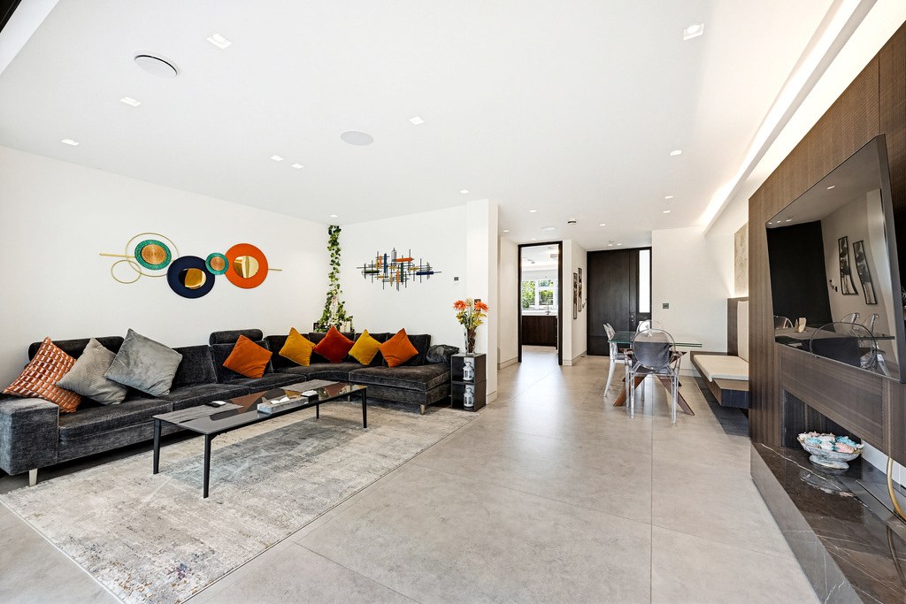 The Dene, Ealing, London, W13, photo 8