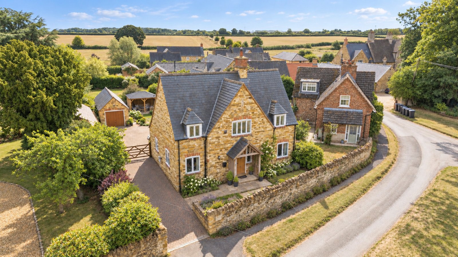 Hardwick Village, Hardwick, Wellingborough, Northamptonshire, NN9