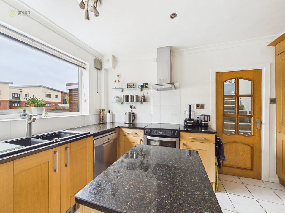 Queslett Road, Great Barr, Birmingham, B43, photo 14