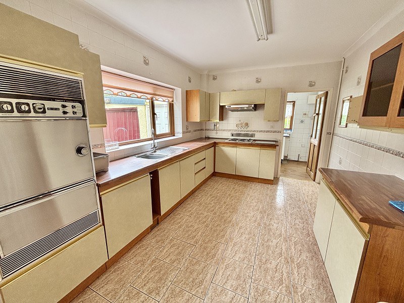 George Street, Pontardawe, Swansea., photo 7