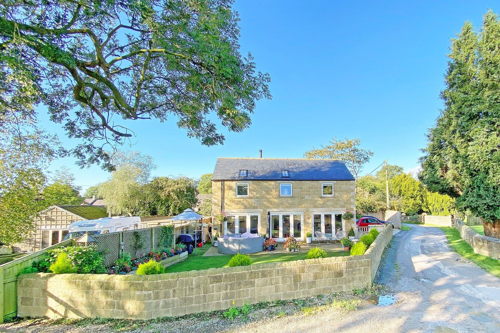 2 bed home for sale in Mowbray View, Grewelthorpe