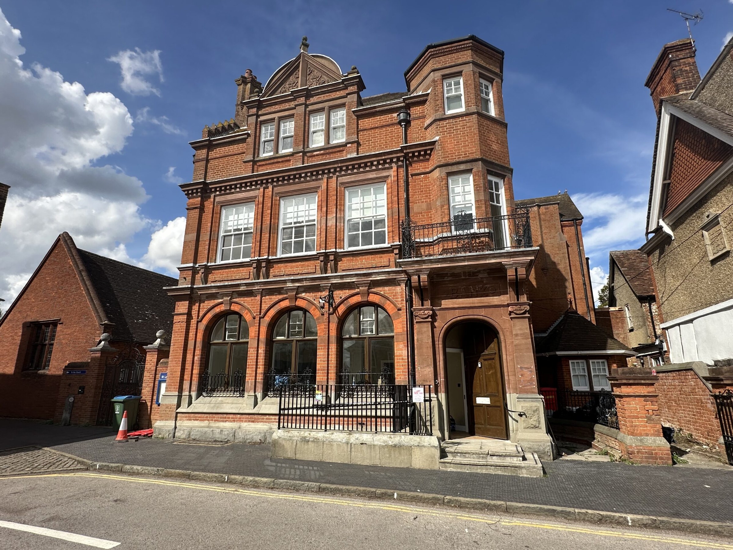 Church Walk, Winslow, BUCKINGHAM, MK18 3NE