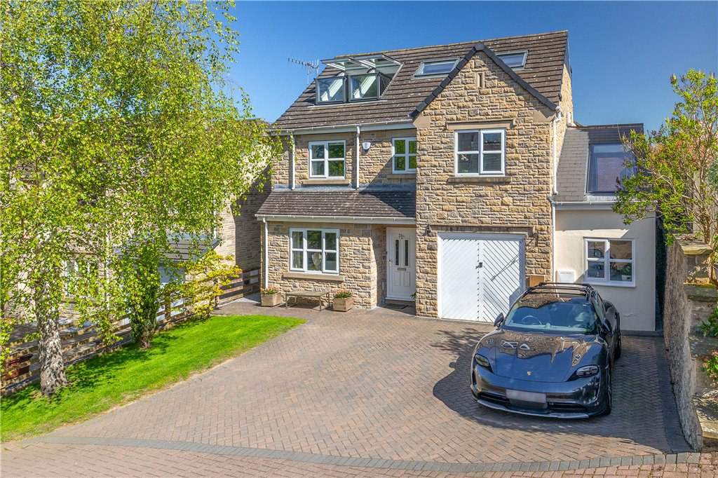 Swallow Close, Pool in Wharfedale, Otley, West Yorkshire, LS21