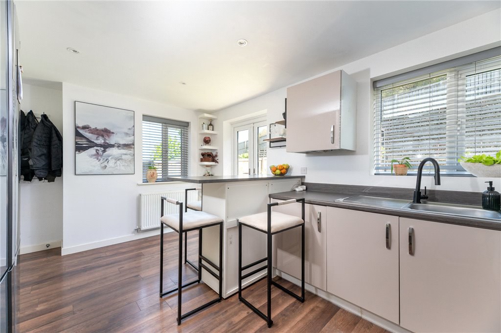 Poplars Park Road, Bradford, West Yorkshire, BD2, photo 12