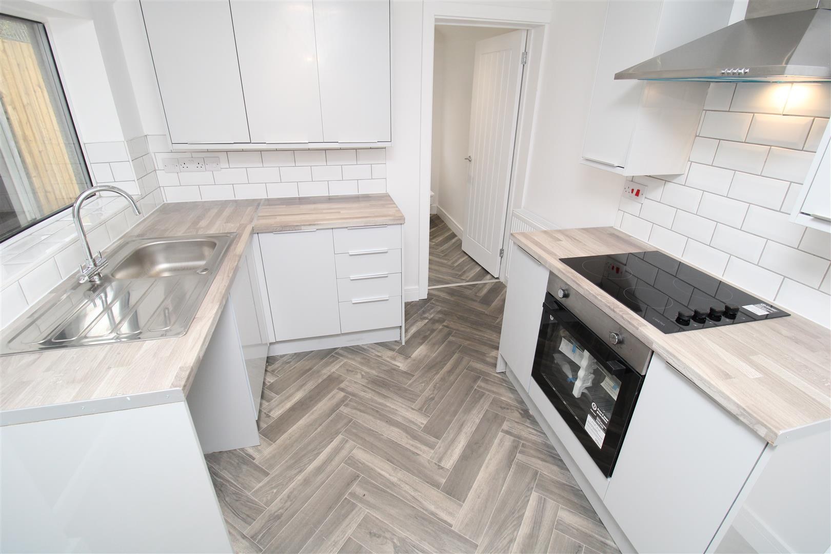 House - Terraced For Rent Gwendoline Street