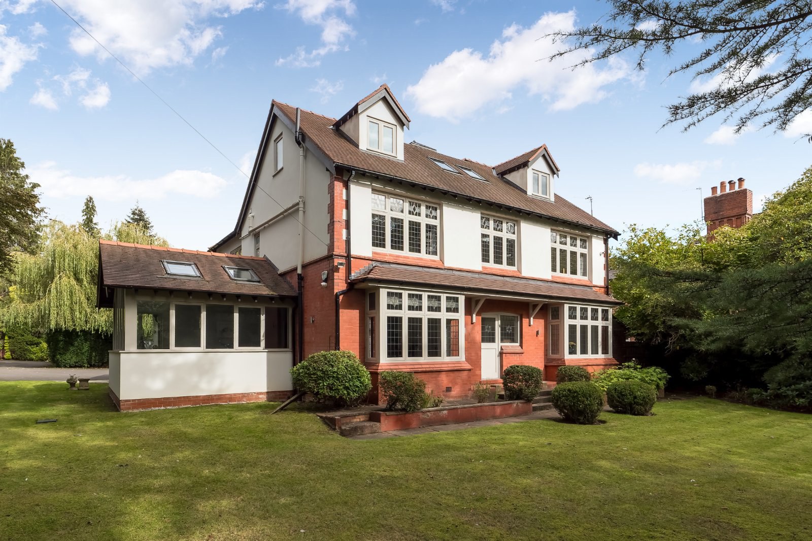 Broad Lane, Hale, WA15, photo 2