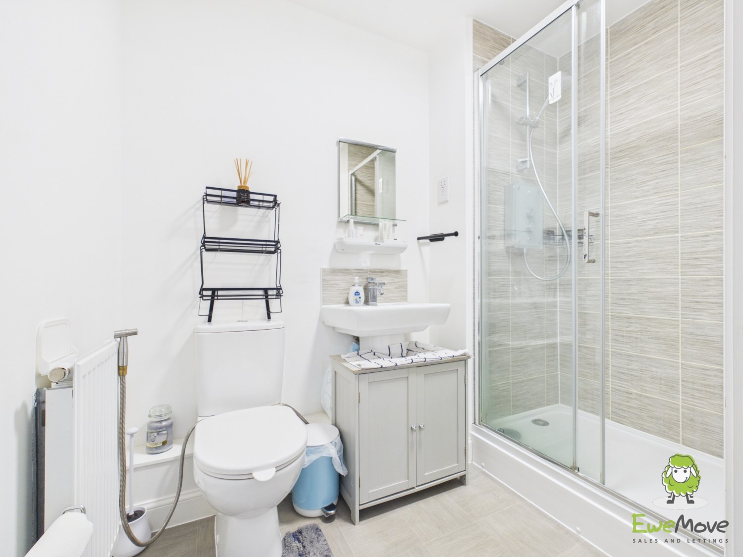 Fleetlands House, 34 Blackmoor Drive, Basingstoke, Hampshire, RG24, photo 6