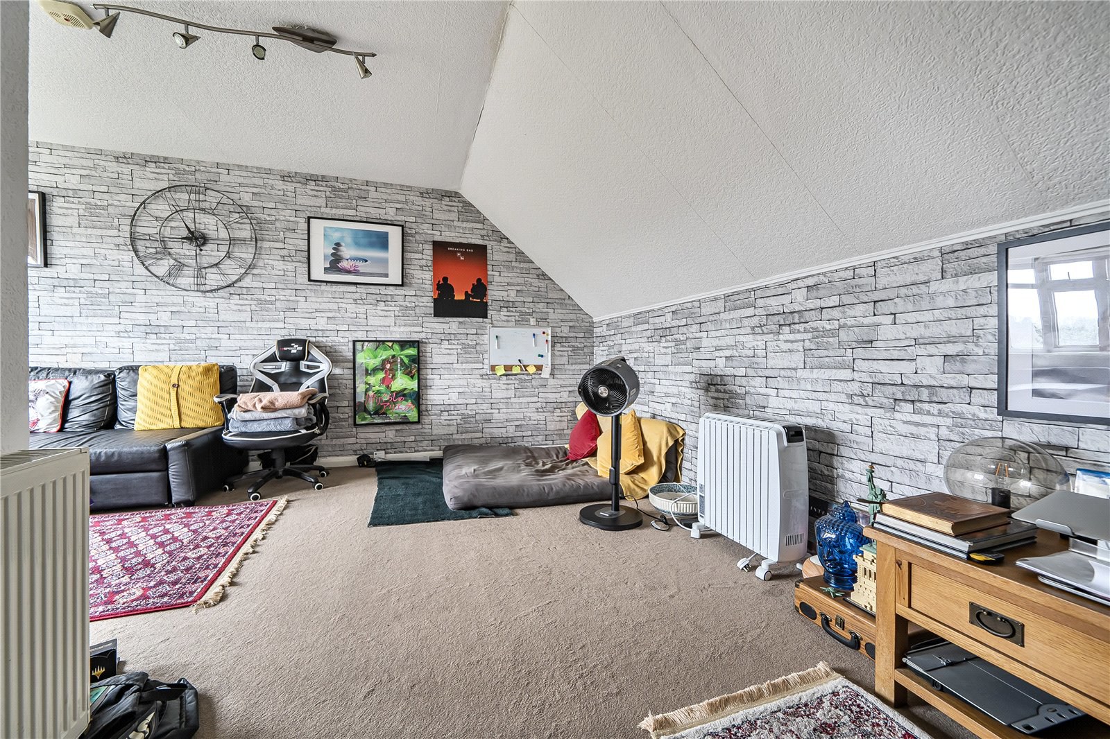 Langham Gardens, Grange Park, London, N21, photo 21