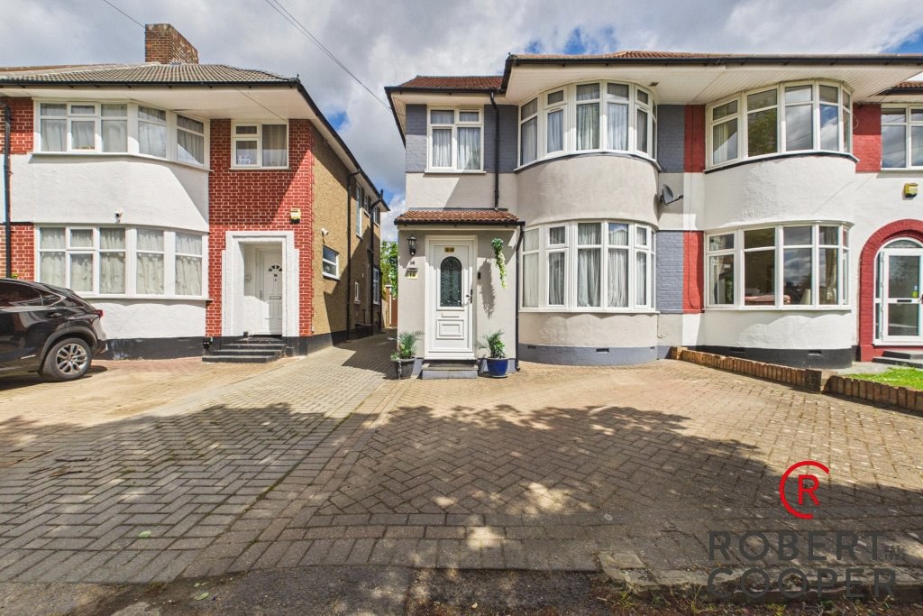 Pavilion Way, Eastcote, HA4