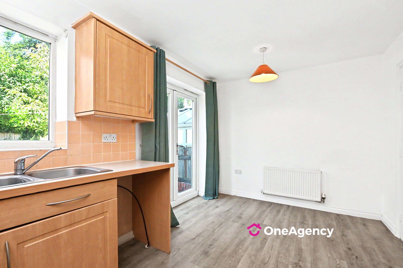 Treacle Row, Silverdale, Newcastle-under-Lyme, ST5, photo 5