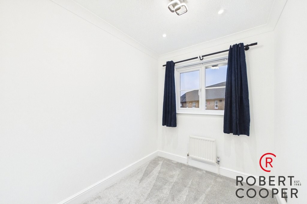 Wilder Close, Ruislip, Middlesex, HA4, photo 10