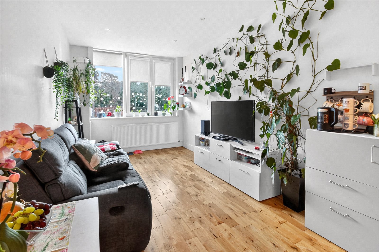 Opladen Way, Bracknell, Berkshire, RG12