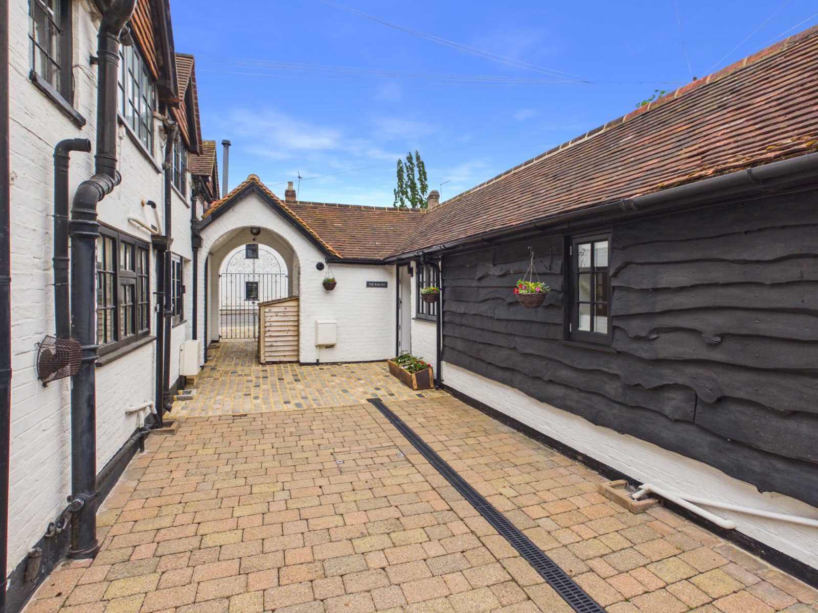 South Row, Fulmer Road, Fulmer, Buckinghamshire, SL3, photo 5