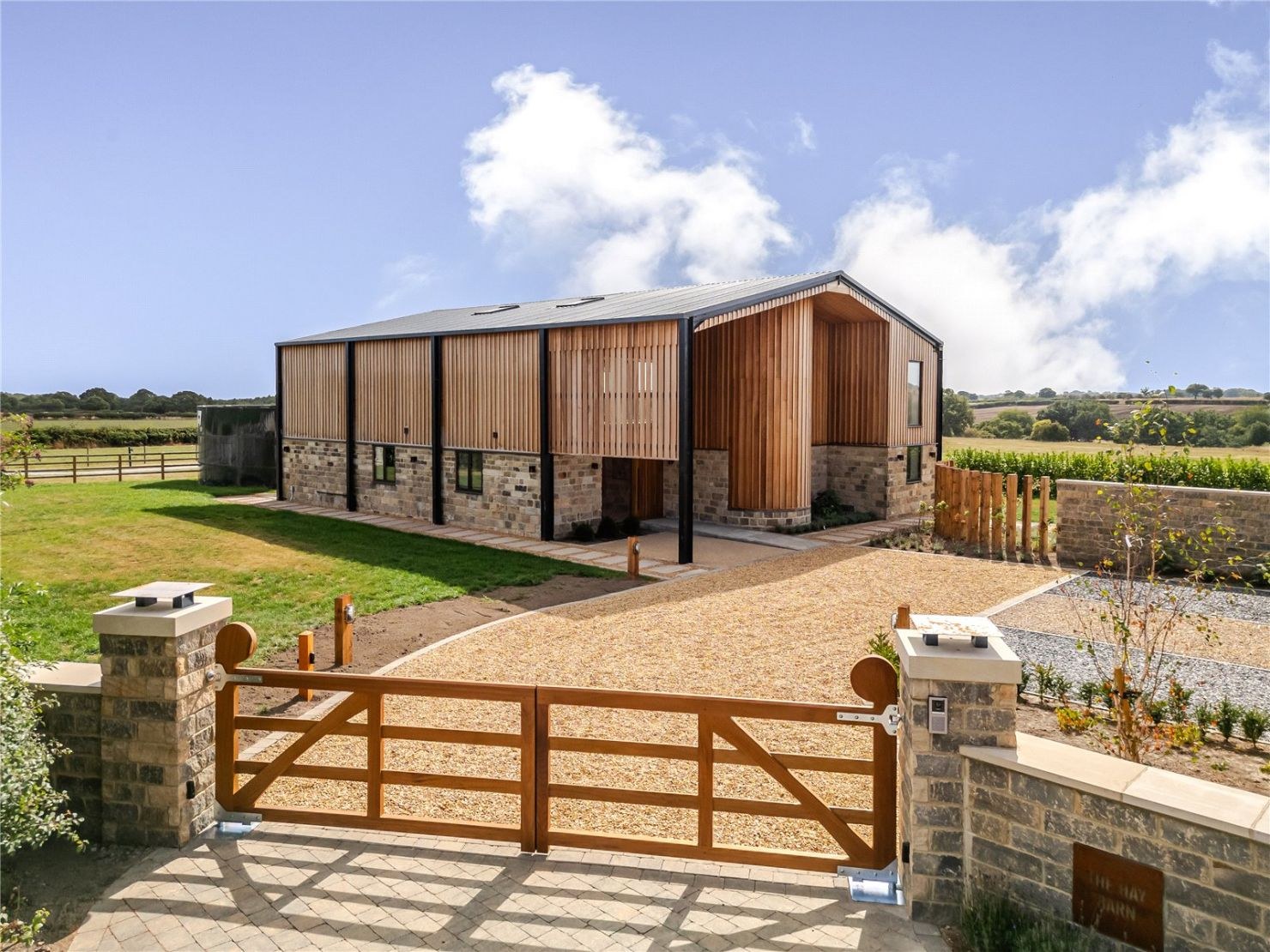 6 bed detached for sale in Follifoot HG3 1EQ the Hay Barn, Eden Park Estate
