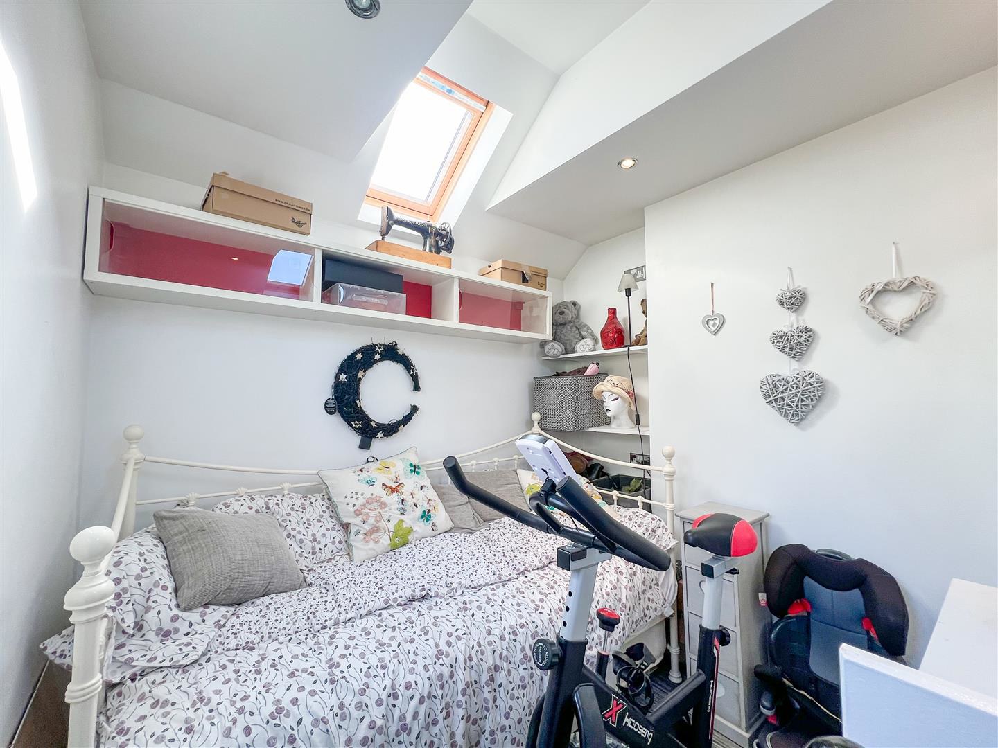 Ball Lane, Brown Edge, ST6 8SW, photo 23