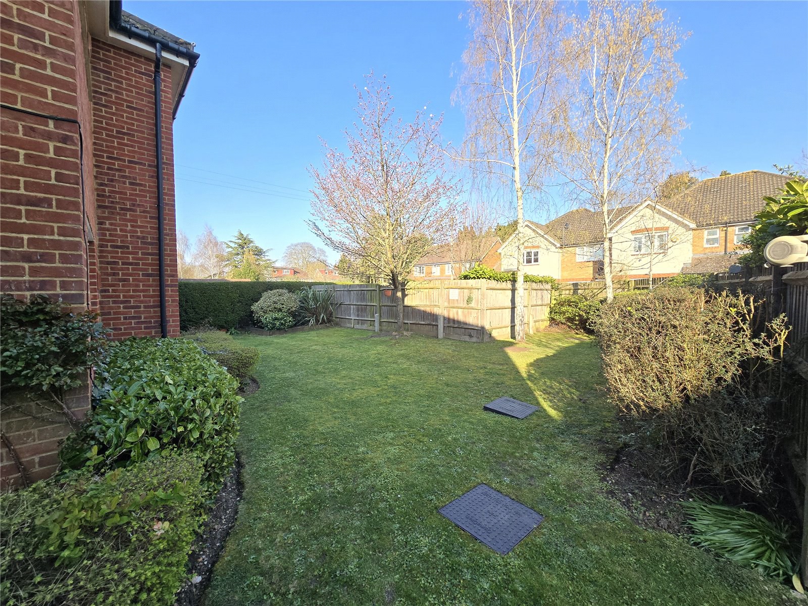 Corwell Lane, Uxbridge, Greater London, UB8, photo 11