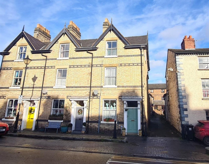 High Street
