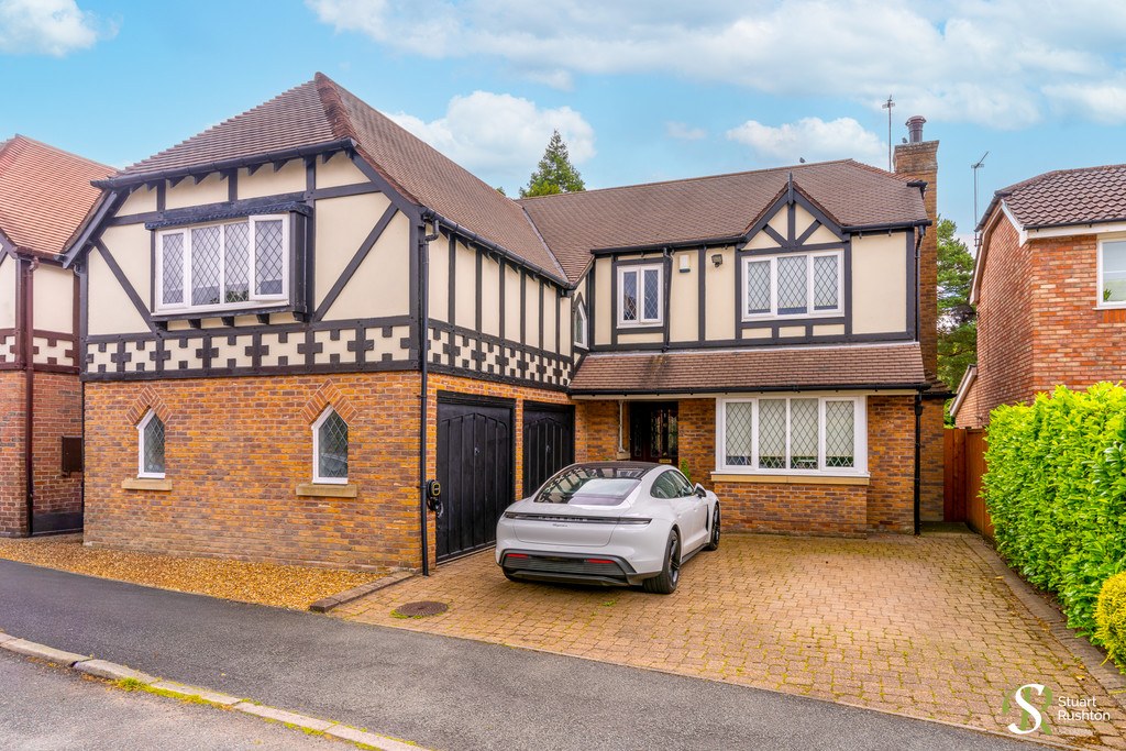 Buckingham Drive
