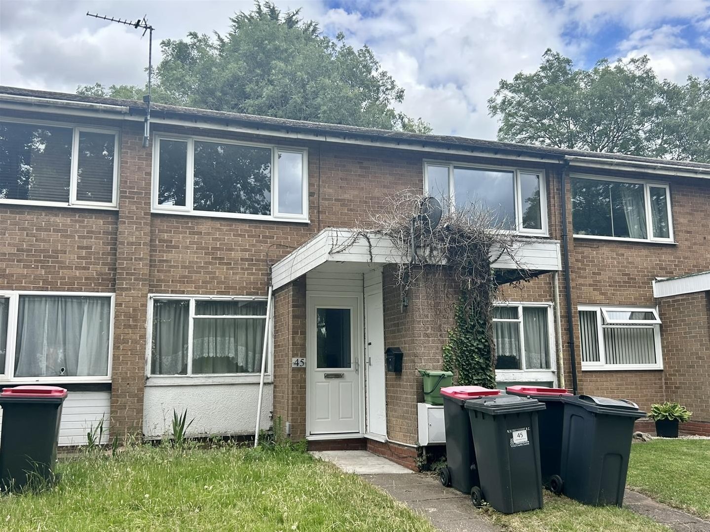 Lawnsdale Close