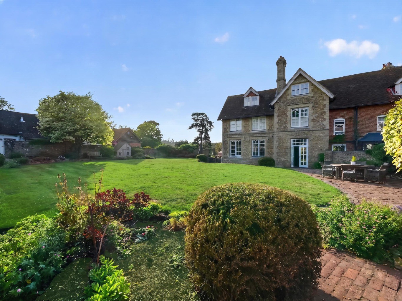 The Rookery Farm, The Street, Frensham, Farnham, Surrey, photo 42