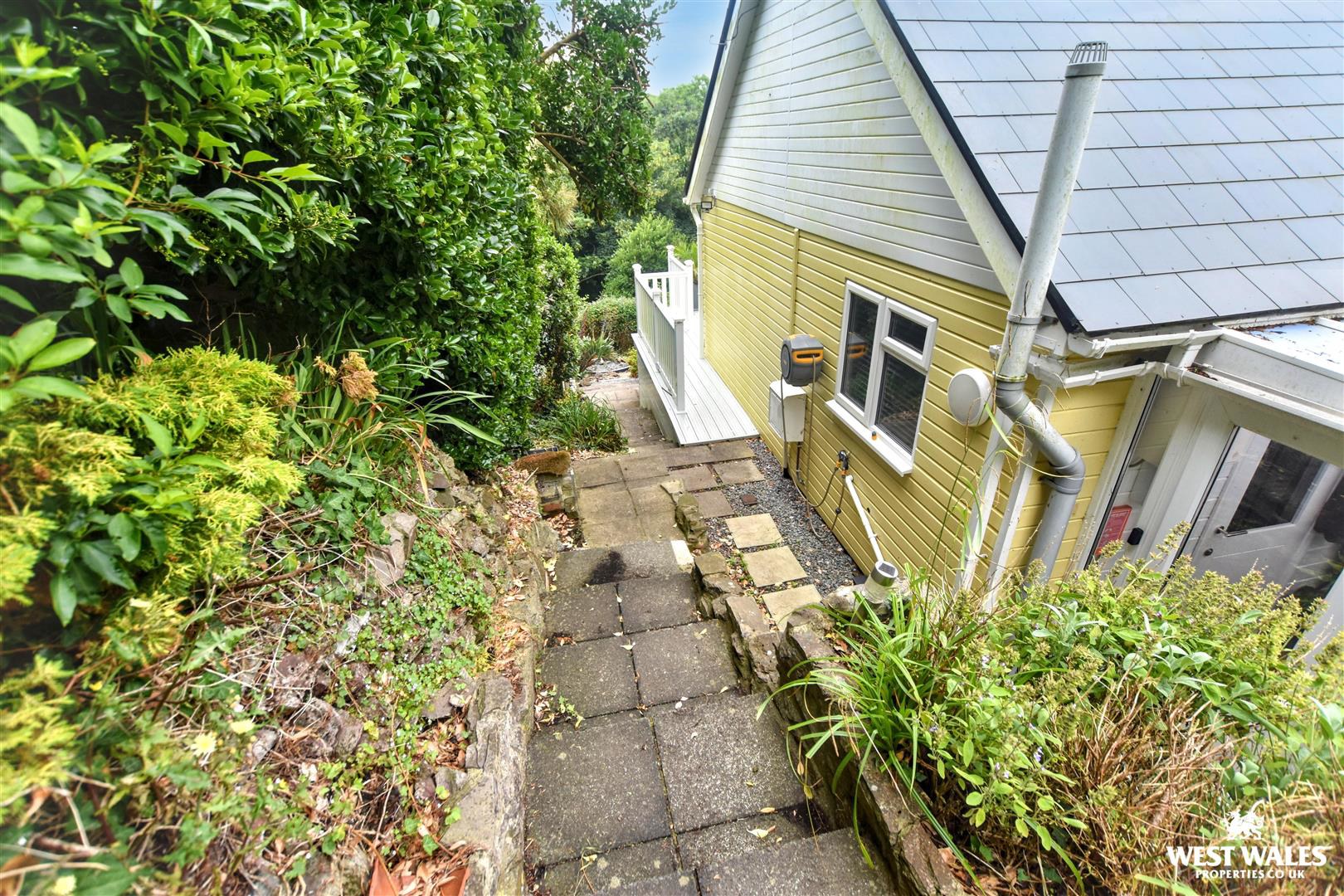 Beach Road, Llanreath, Pembroke Dock, photo 15