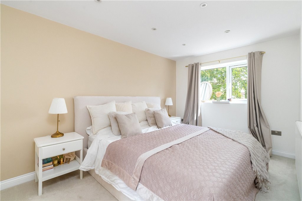 Rhyddings Gardens, Ilkley, LS29, photo 10