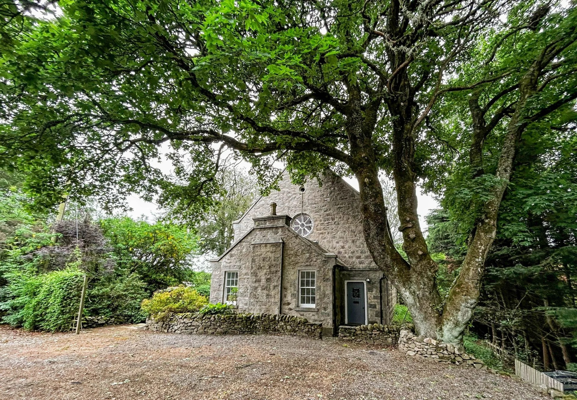 Lynturk Church