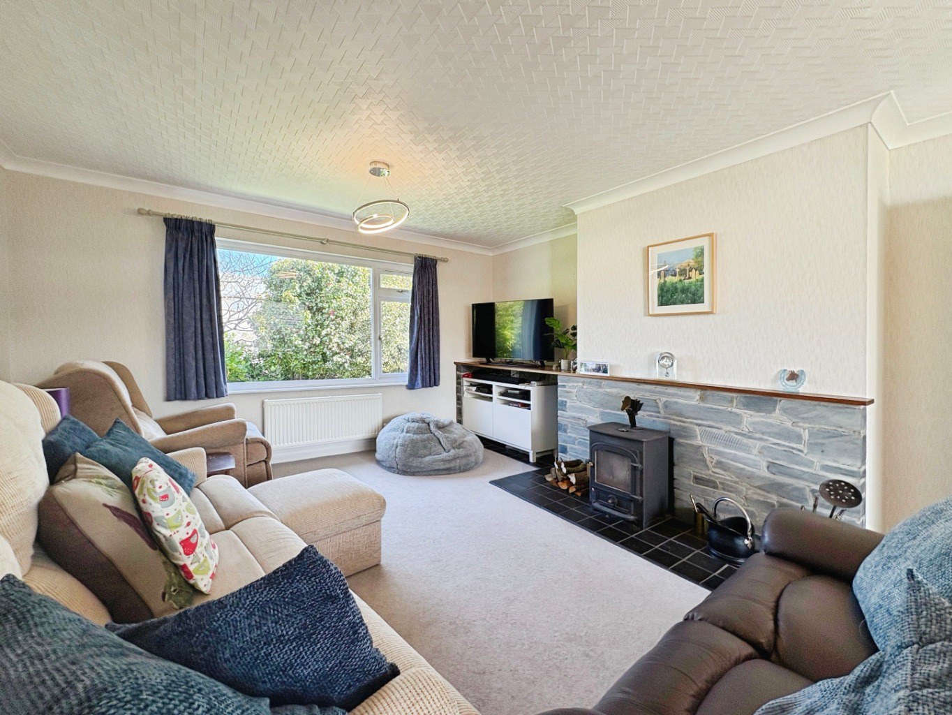 Leedstown, Bungalow set on a generous plot, photo 2