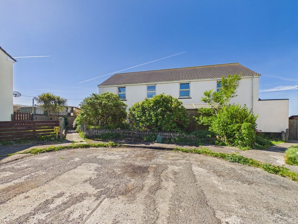 Moorland Close