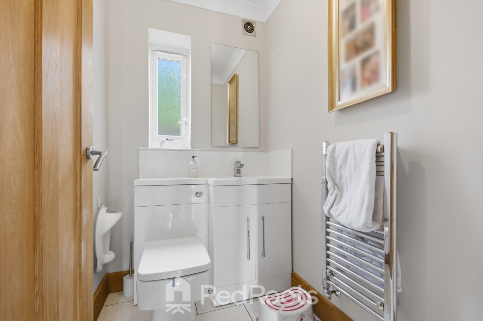 Peters Close, Upton, Pontefract, West Yorkshire, WF9, photo 16