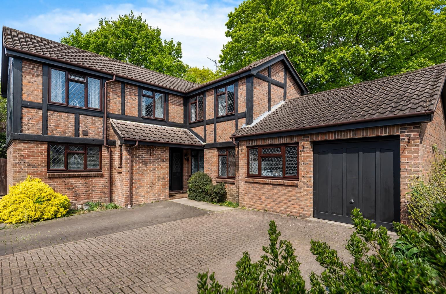 Guildford Drive