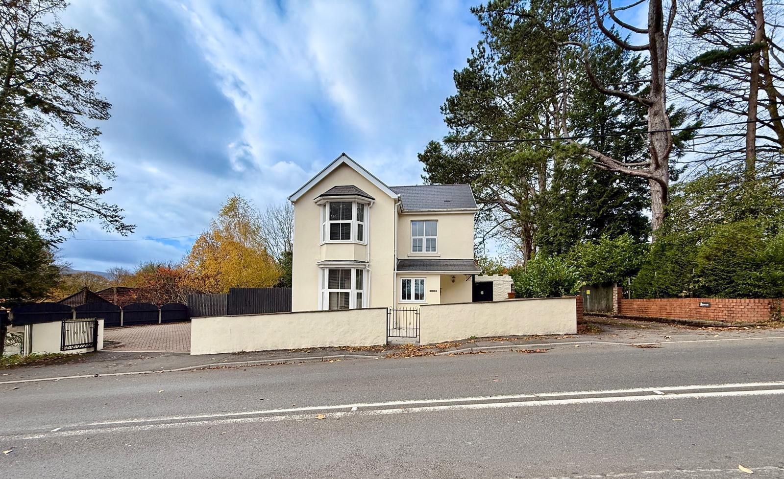 Merthyr Road