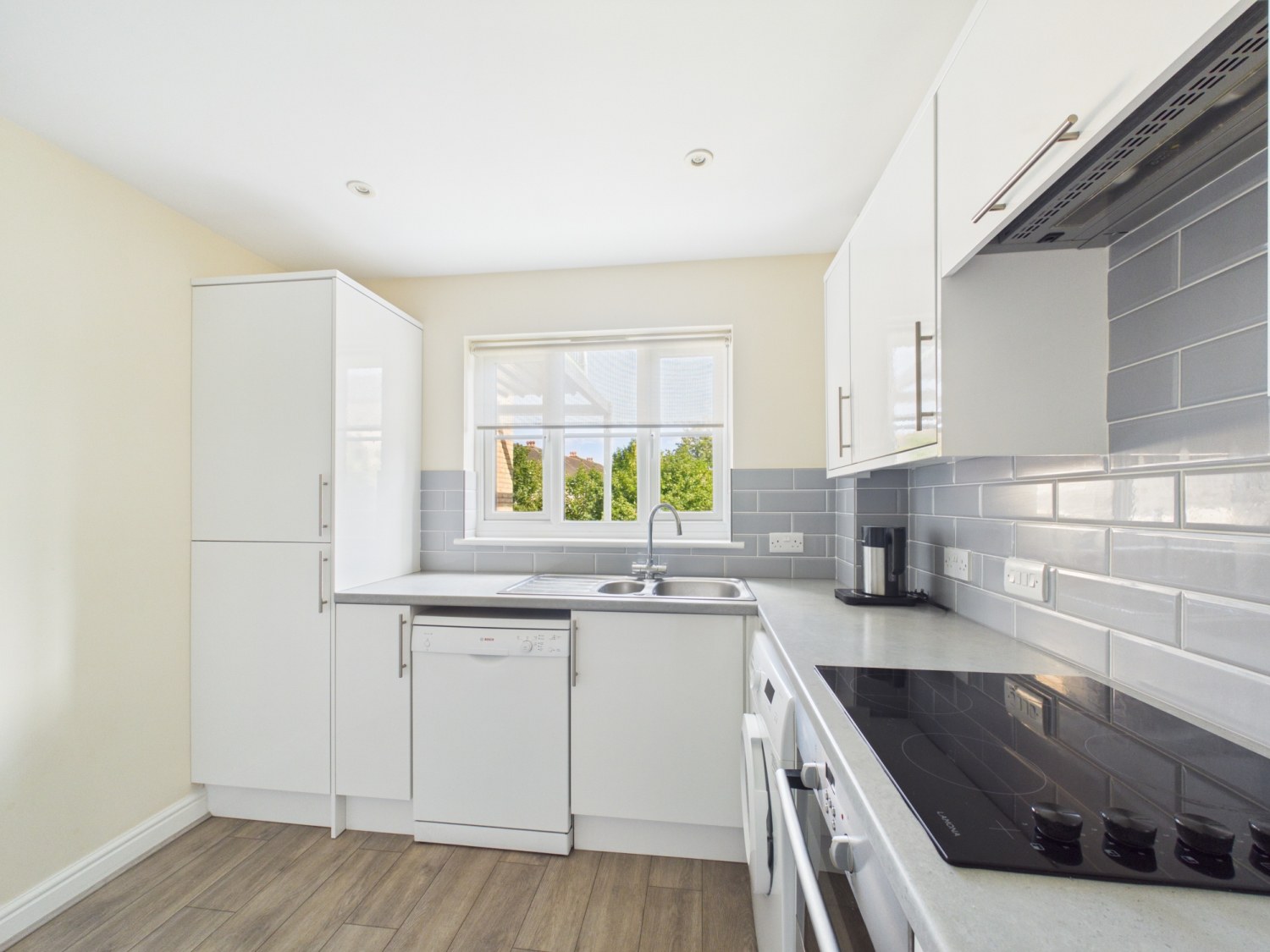 Nightingale Court, Sheepcote Road, Harrow, Middlesex, HA1, photo 6