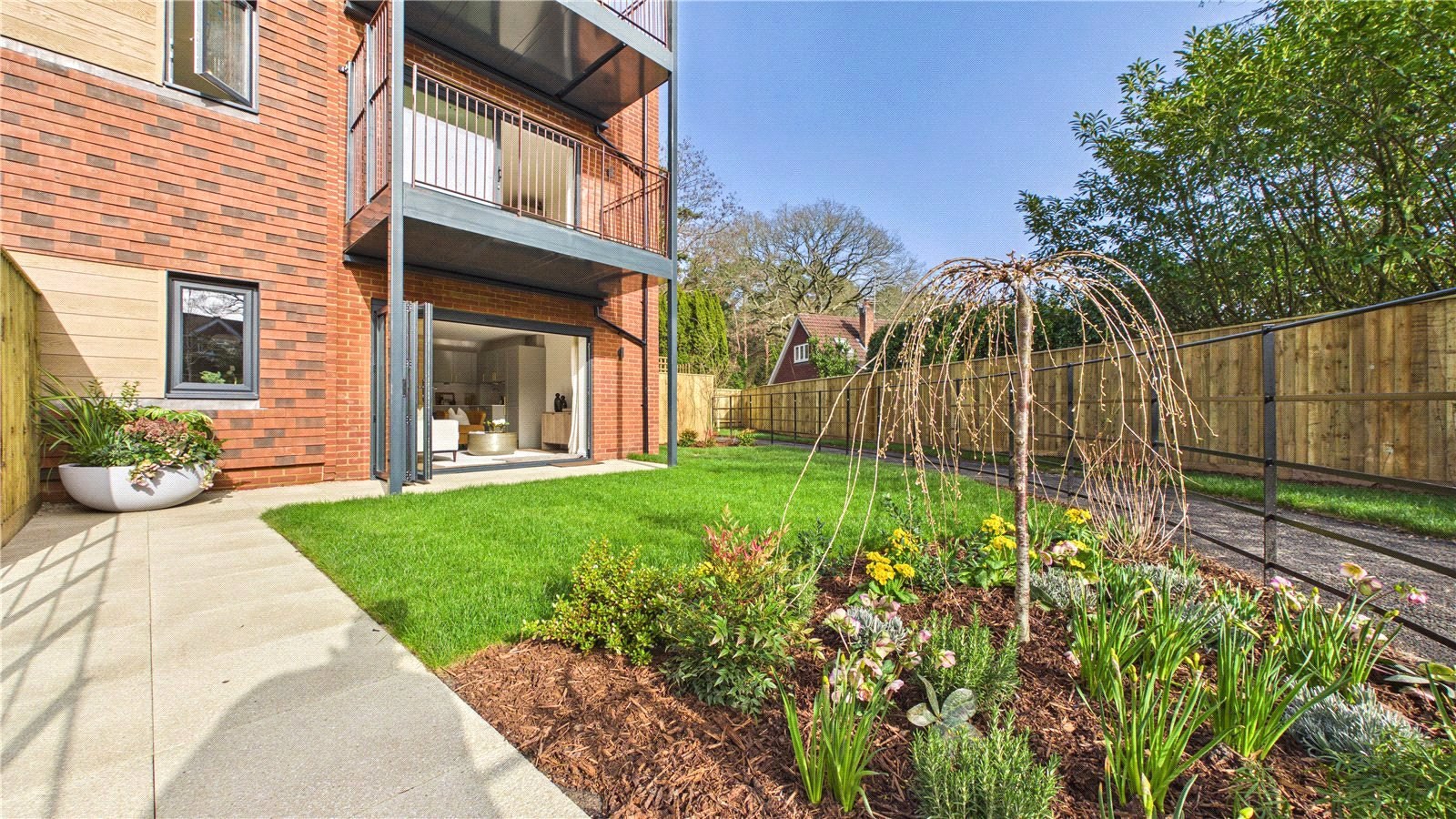 Shores Road, Horsell, Woking, Surrey, GU21, photo 19