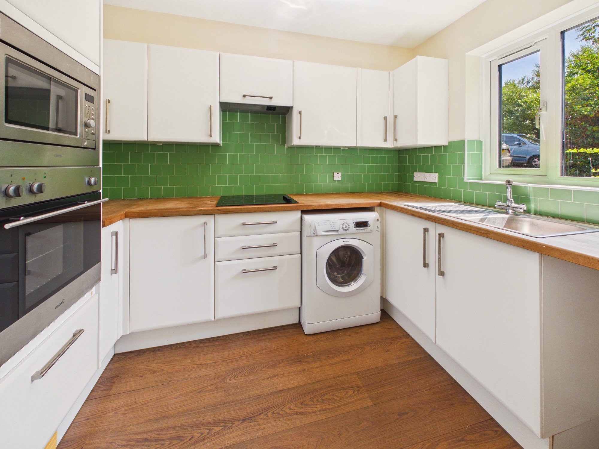School Hill, Lamberhurst, TN3, photo 2