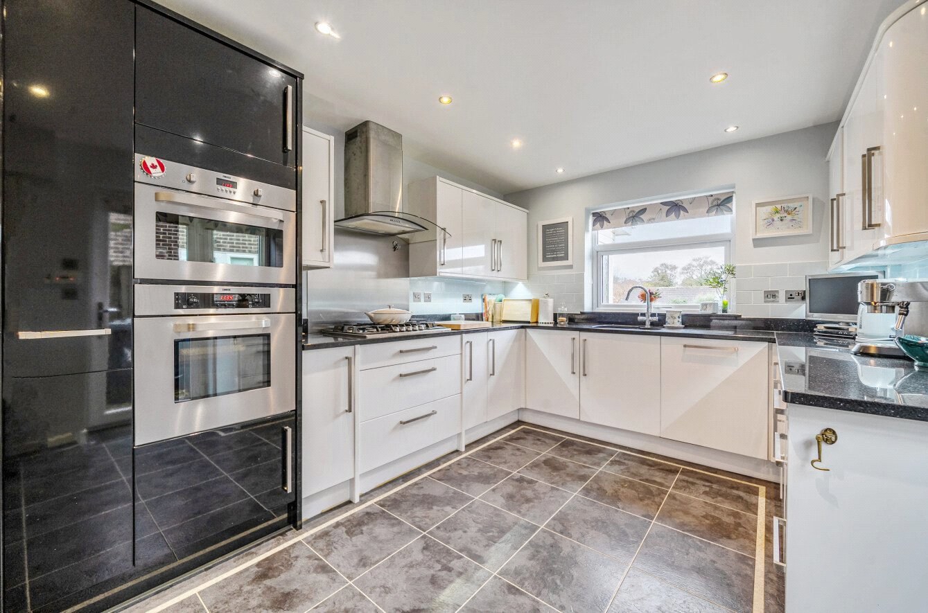 The Spinney, Hook, Hampshire, RG27, photo 8