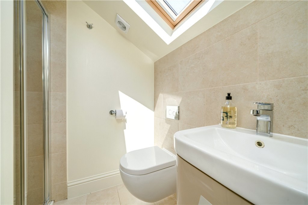 West End Avenue, Harrogate, North Yorkshire, HG2, photo 13