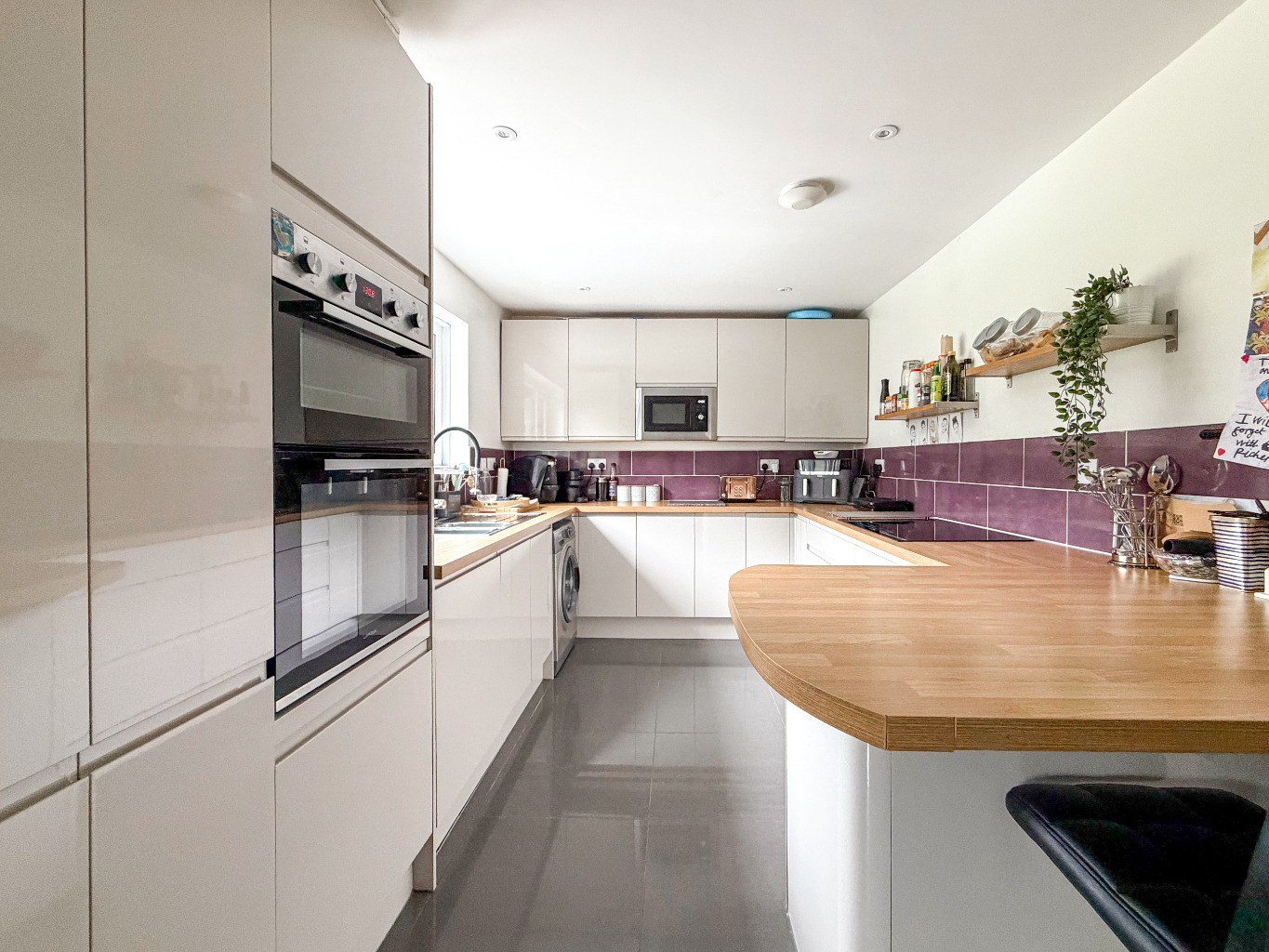 Horsedowns, Spcacious and versatile five bed bungalow, photo 5