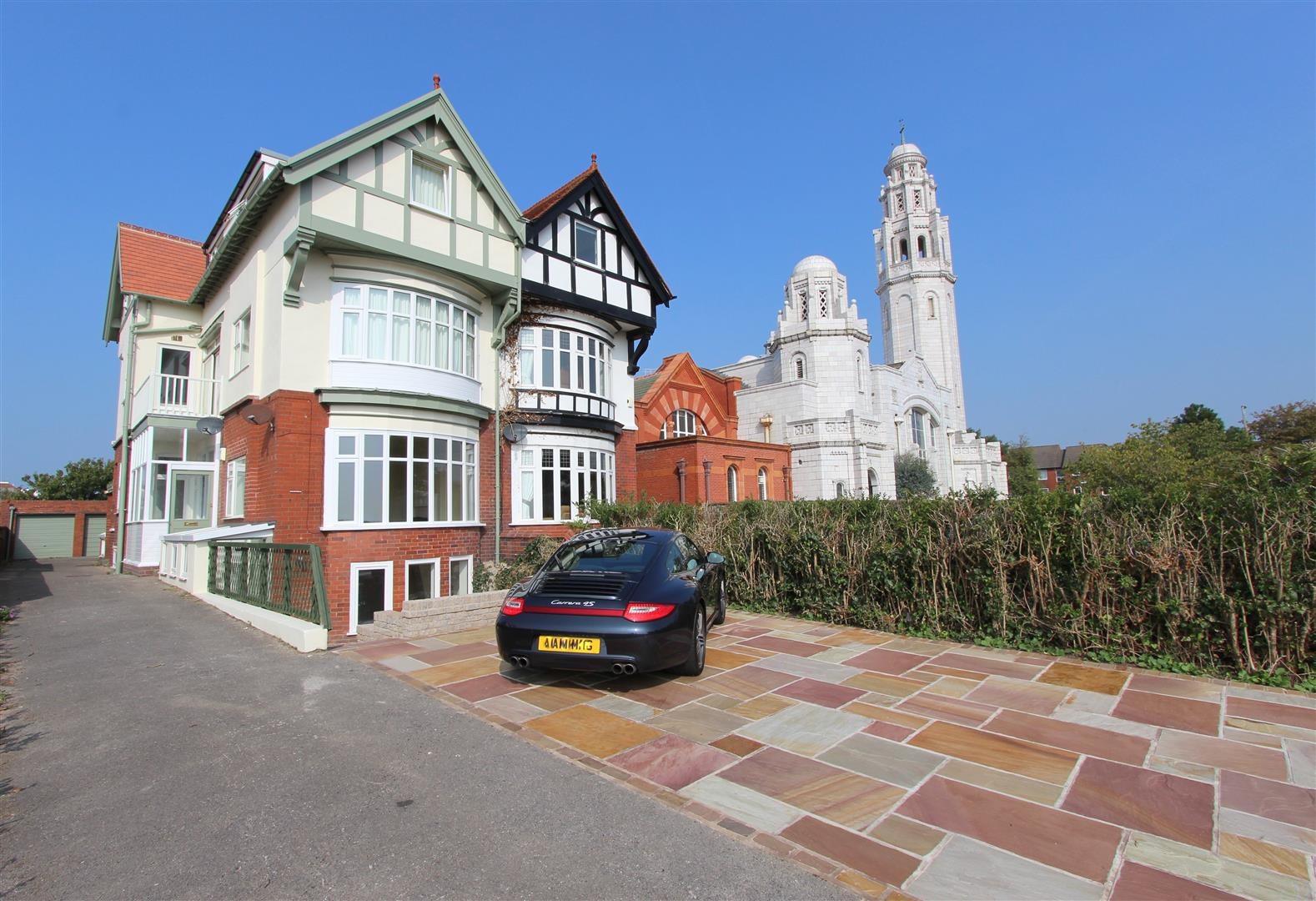 Ansdell Road South