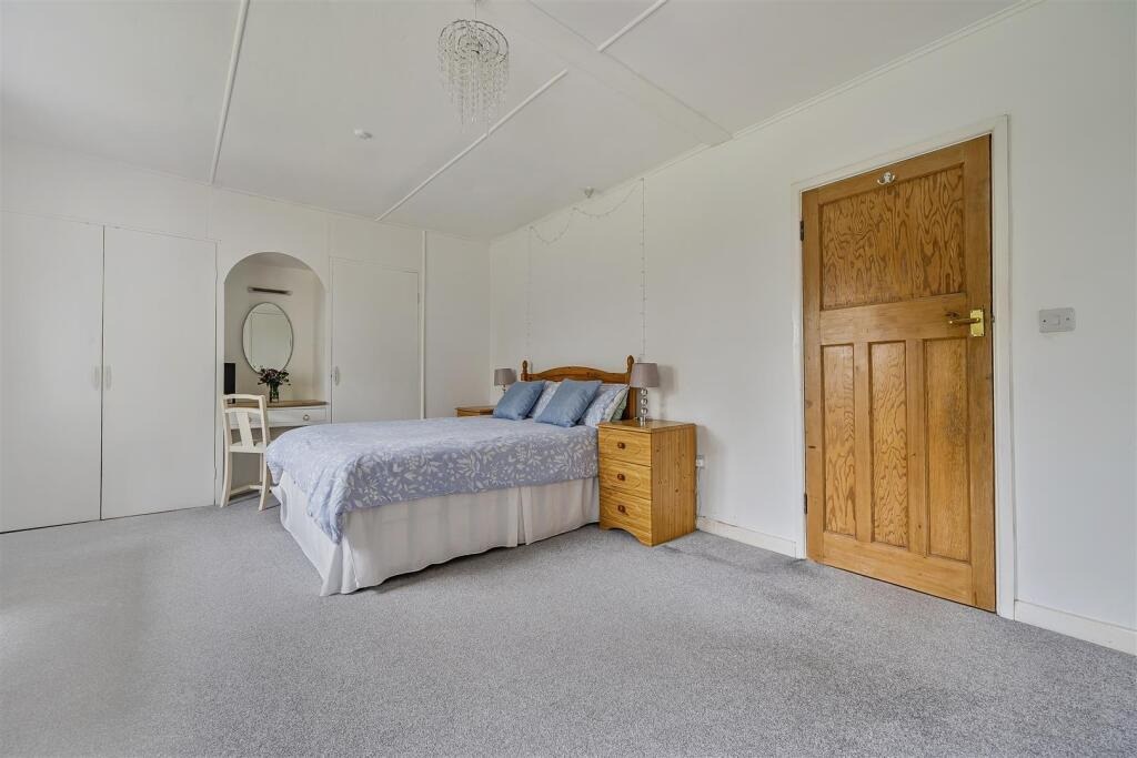 Farmhouse with Land, Sithney, Helston, photo 16