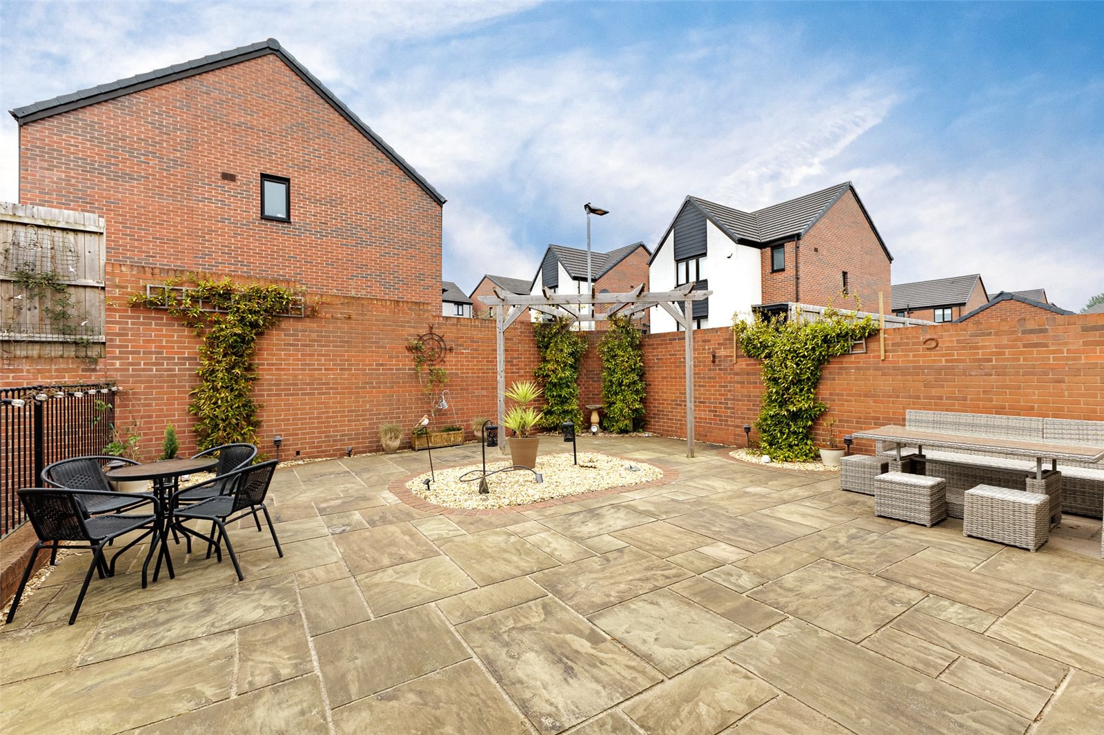 Clos Thomas, Old St. Mellons, Cardiff, CF3, photo 23