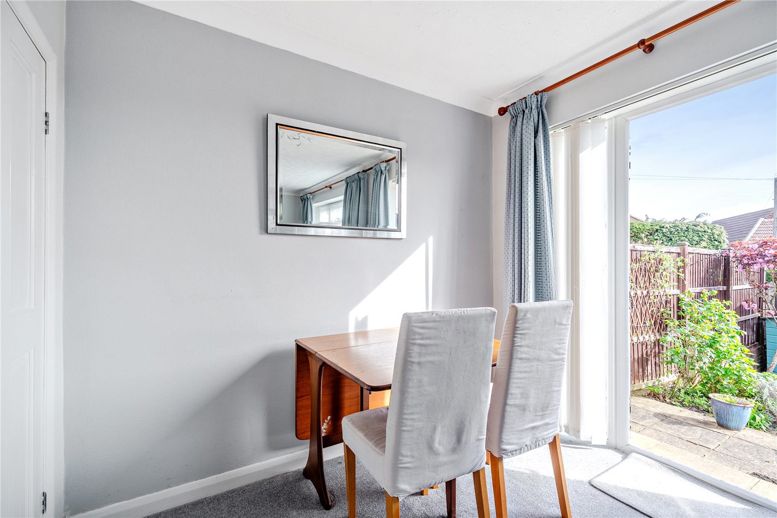 Lower Guildford Road, Knaphill, Woking, Surrey, GU21, photo 5