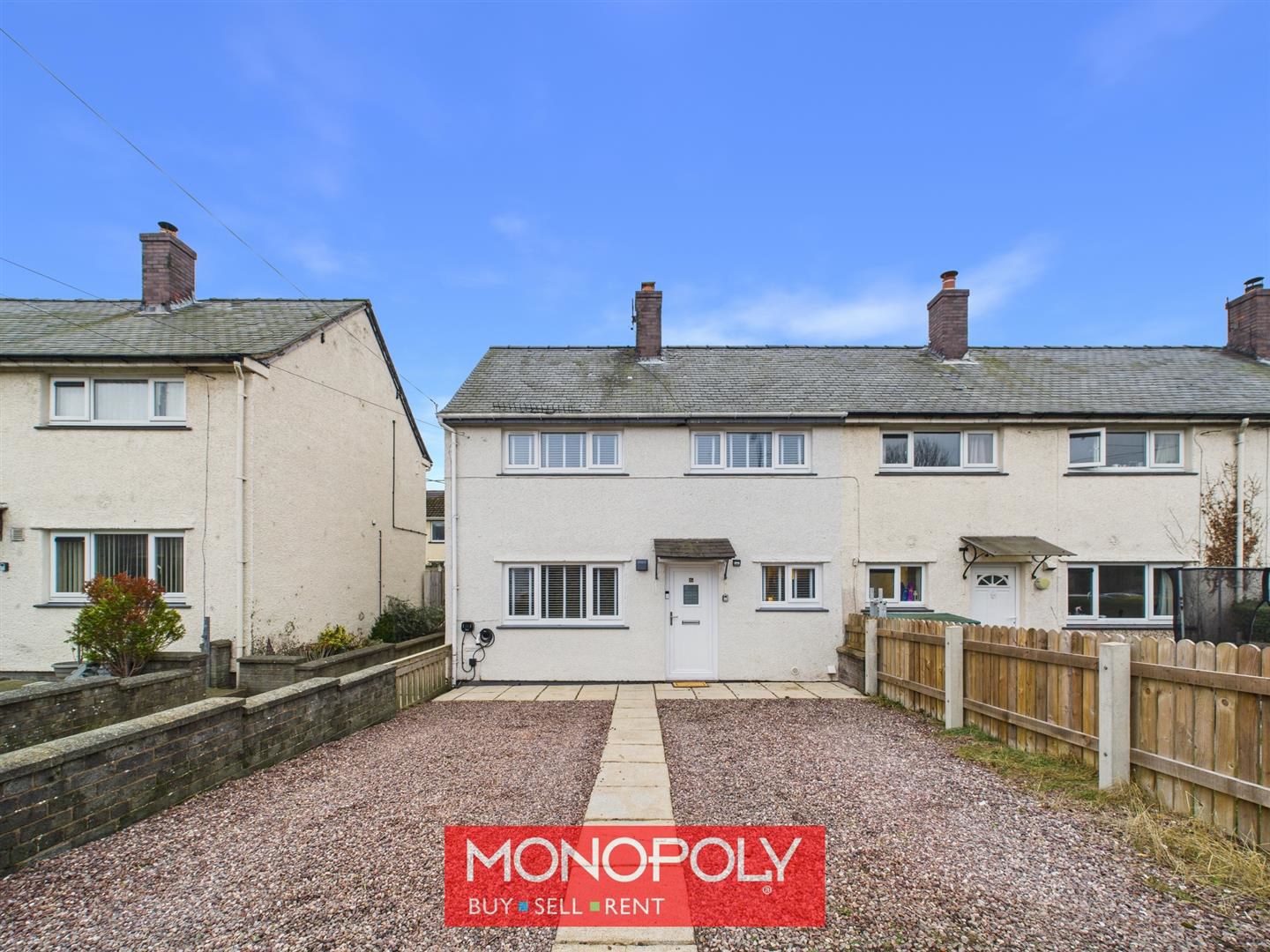 Maes Sadwrn, Henllan, LL16