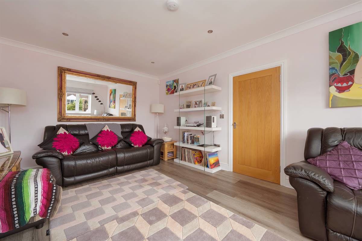 Ashbee Gardens, Herne Bay, photo 16