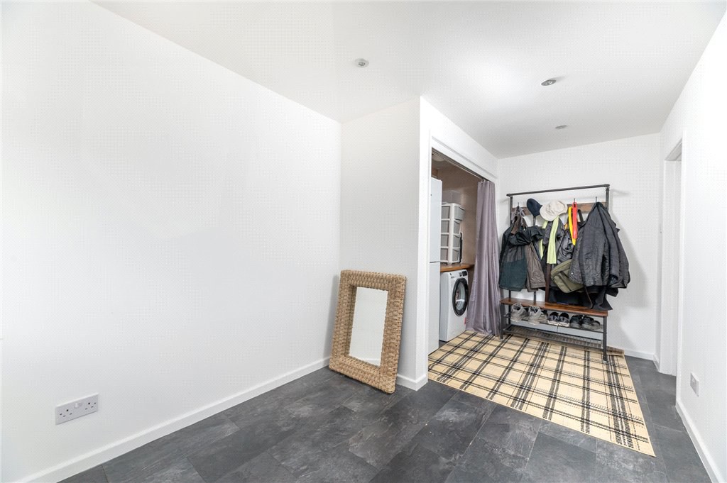 Paddock Drive, Drighlington, Bradford, West Yorkshire, BD11, photo 29