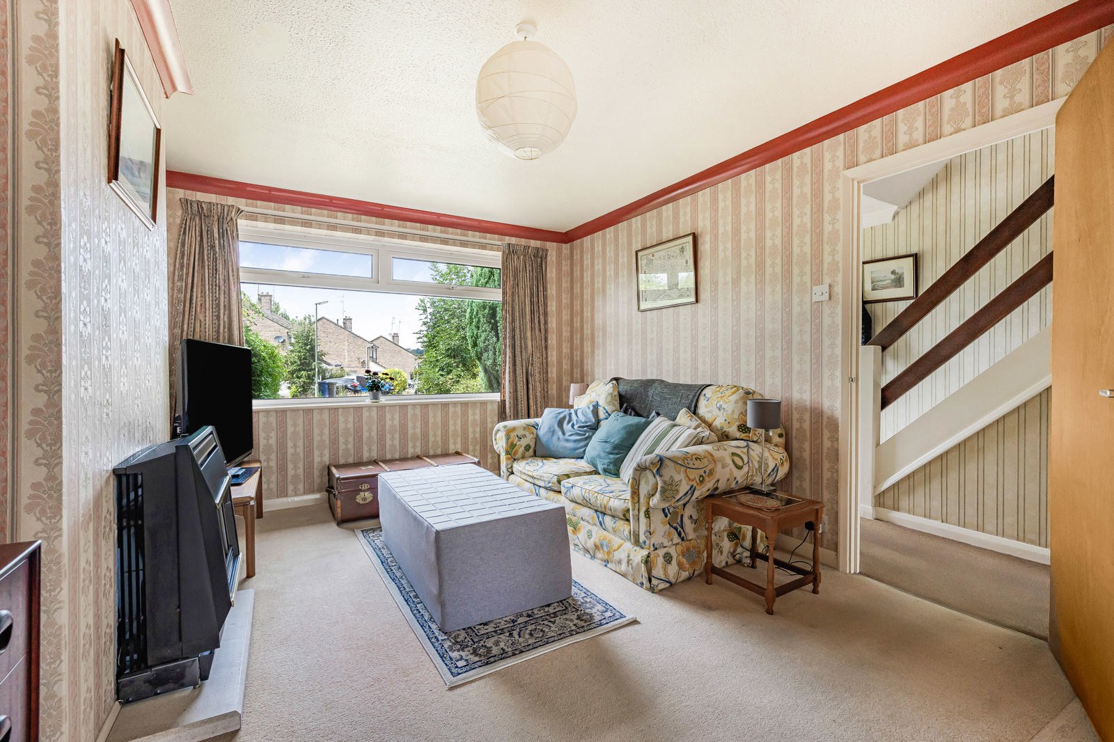Riverdale, Wrecclesham, Farnham, Surrey, GU10, photo 2